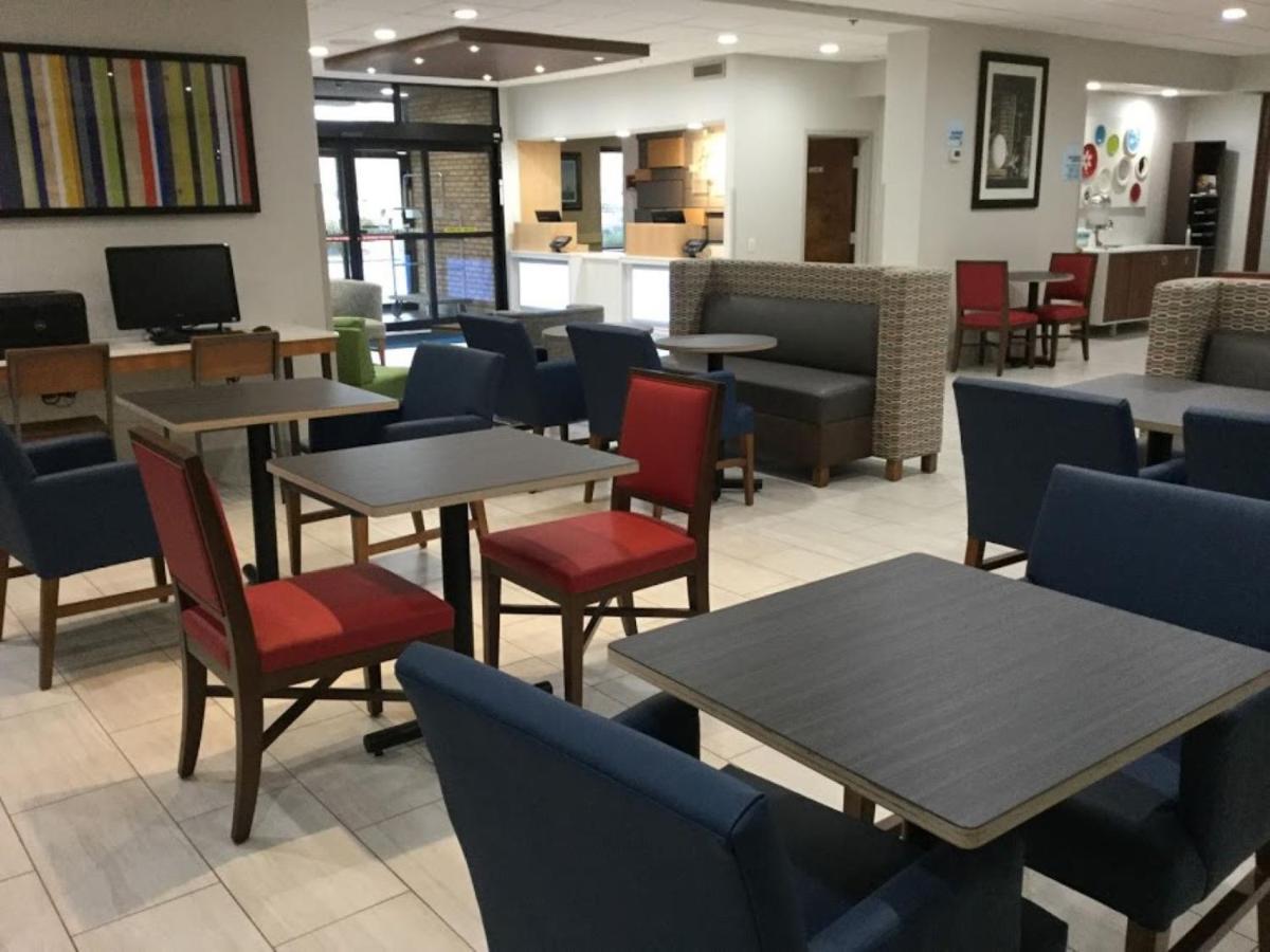 Holiday Inn Express Easton By Ihg Dış mekan fotoğraf